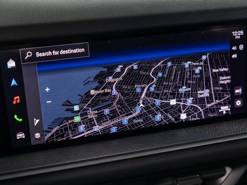 Used 2025 Porsche Cayenne S image 51