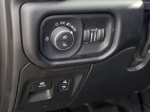 Used 2019 RAM 1500 Big Horn image 15