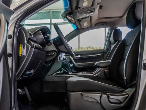 Used 2014 Kia Sorento LX FWD image 33