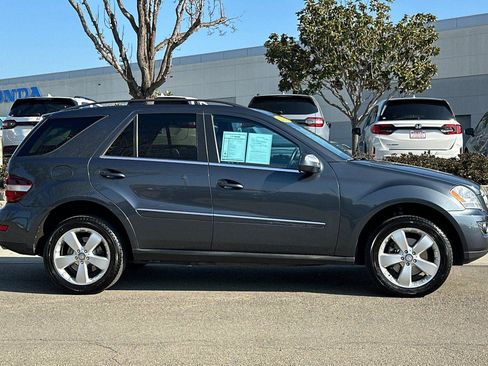 Used 2010 Mercedes-Benz ML 350 4MATIC image 3