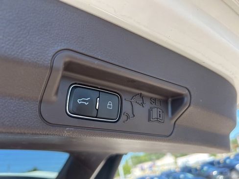 Certified 2021 Ford Explorer King Ranch w/ Premium Technology Package image 28