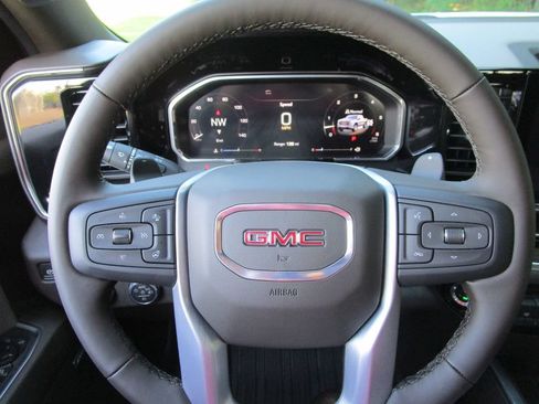 New 2026 GMC Sierra 1500 SLT w/ SLT Premium Plus Package AWD/4WD image 43