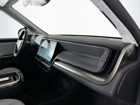 Used 2025 Rivian R1T Adventure image 29