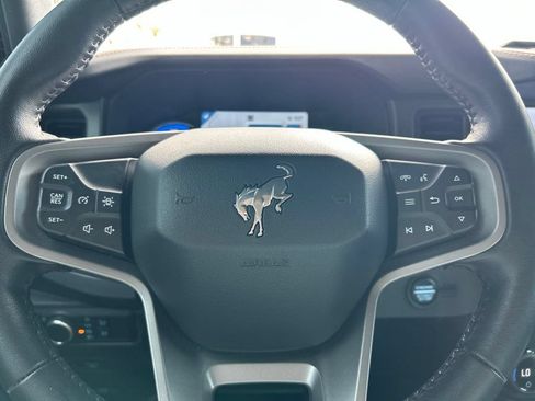 Used 2024 Ford Bronco Badlands w/ Sasquatch Package AWD/4WD image 22