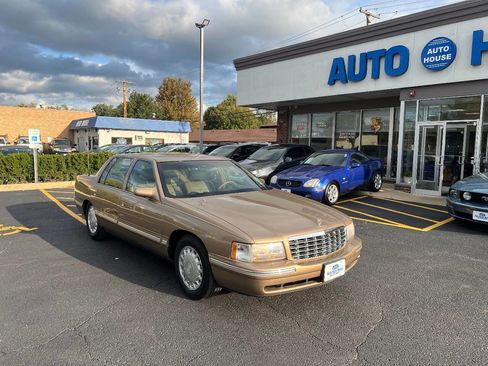 Used 1999 Cadillac De Ville w/ Comfort/Convenience Pkg image 3