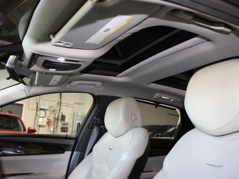 Used 2017 Cadillac CT6 Luxury AWD/4WD image 26