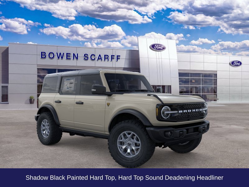 Used 2025 Ford Bronco Badlands AWD/4WD image 9