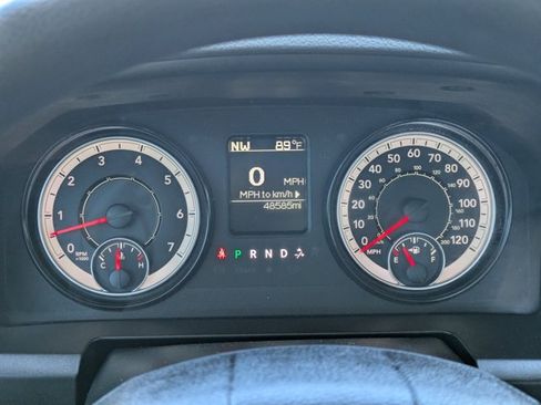 Used 2019 RAM 1500 Express AWD/4WD image 10