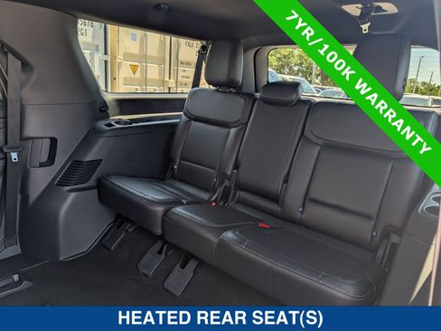 Used 2025 Ford Expedition Max Platinum w/ Stealth Appearance Package AWD/4WD image 18