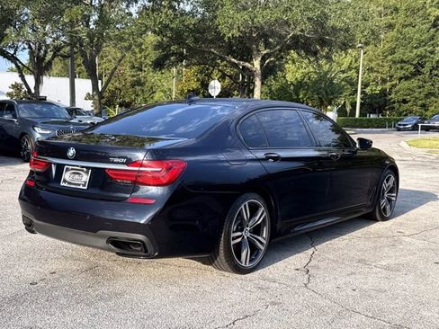 Used 2019 BMW 750i RWD image 3