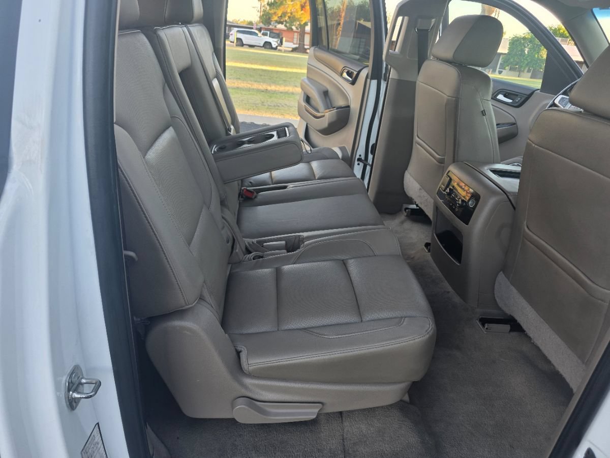 Used 2019 GMC Yukon XL SLT w/ Open Road Package AWD/4WD image 38