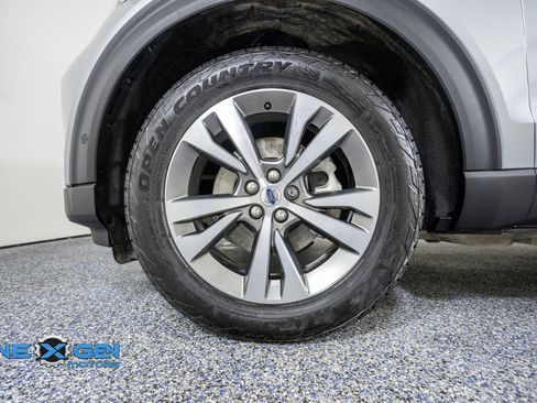 Used 2020 Ford Explorer Platinum w/ Premium Technology Package AWD/4WD image 50