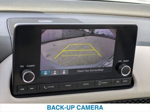 Certified 2023 Honda HR-V LX image 18