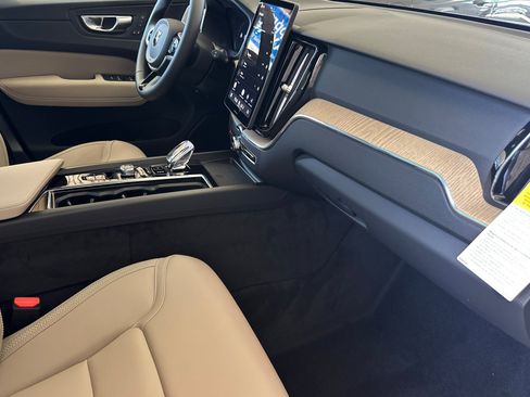 New 2026 Volvo XC60 T8 Plus w/ Climate Package AWD/4WD image 12
