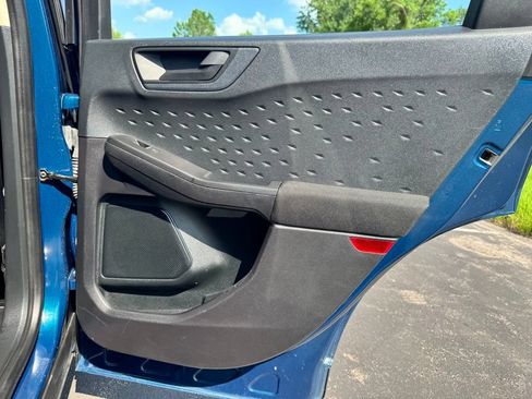 Certified 2020 Ford Escape S FWD image 20
