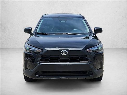 Used 2026 Toyota Corolla Cross L FWD image 2