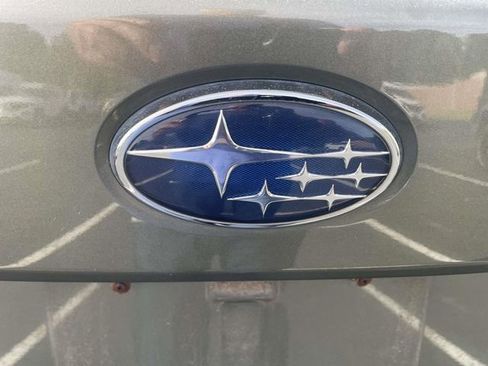 Used 2017 Subaru Outback 2.5i Limited image 11