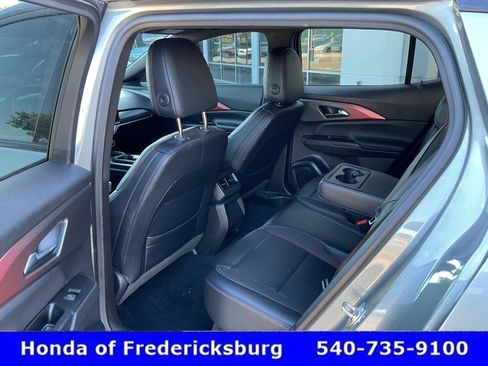 Used 2024 Chevrolet Equinox EV RS FWD image 27