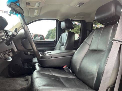 Used 2011 Chevrolet Silverado 1500 LT w/ All-Star Edition RWD image 9