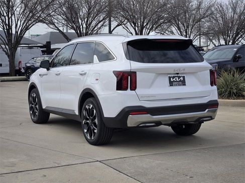 New 2026 Kia Sorento EX w/ EX Premium Package FWD image 3