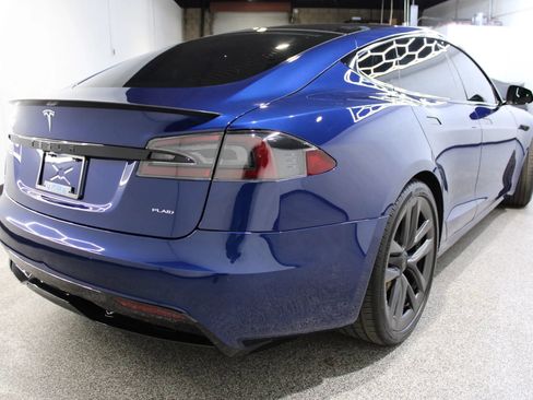 Used 2022 Tesla Model S Plaid AWD/4WD image 7