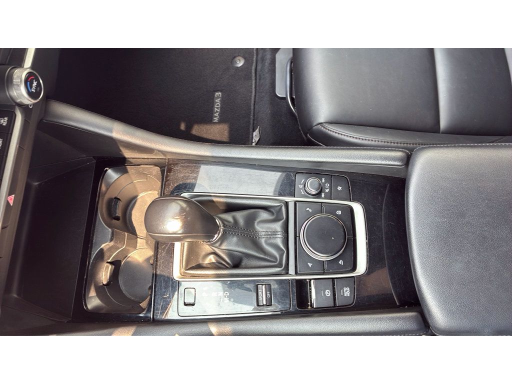 Used 2024 MAZDA MAZDA3 s FWD image 21