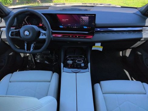 New 2027 BMW 530i xDrive w/ M Sport Package AWD/4WD image 14