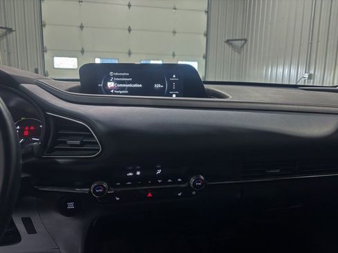 Used 2024 MAZDA CX-30 AWD 2.5 S w/ Premium Package image 21