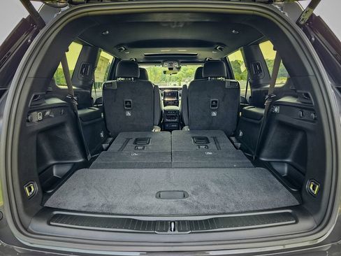 New 2026 Jeep Grand Cherokee L 4WD image 36