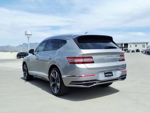 Certified 2026 Genesis GV80 2.5T Prestige AWD/4WD image 4