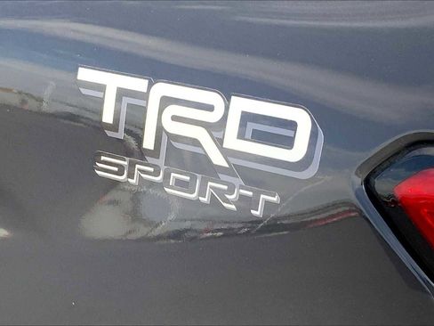 Used 2025 Toyota Tacoma TRD Sport w/ TRD Sport Premium Package image 17