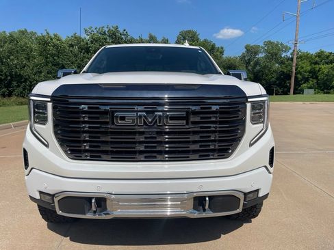 Used 2024 GMC Sierra 1500 Denali Ultimate AWD/4WD image 7