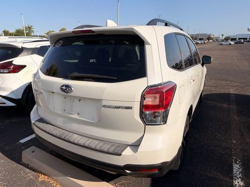 Used 2018 Subaru Forester 2.5i Premium w/ All-Weather Package AWD/4WD image 5