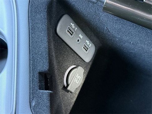 Used 2023 Dodge Challenger R/T w/ Plus Package image 21