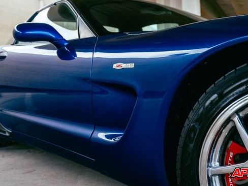 Used 2003 Chevrolet Corvette Z06 w/ Memory Package, 3 Drivers image 23