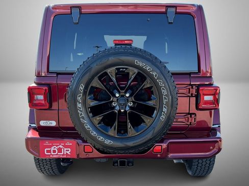 Used 2021 Jeep Wrangler Unlimited Sahara image 7