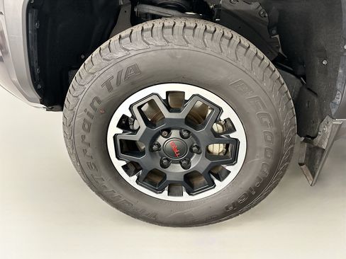 Used 2024 Toyota Tacoma TRD Off-Road AWD/4WD image 35