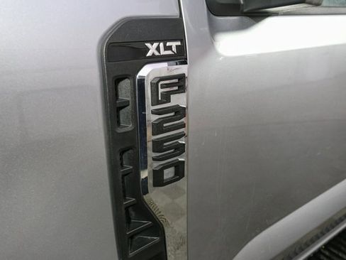 Used 2023 Ford F250 XLT image 7