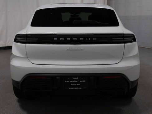 New 2026 Porsche Macan 4 Electric AWD/4WD image 7