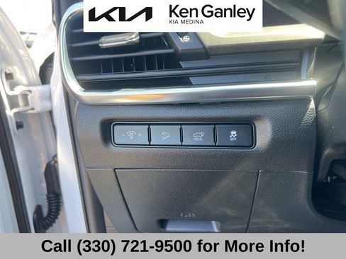 Certified 2024 Kia Telluride SX w/ Towing Package AWD/4WD image 30