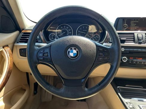 Used 2014 BMW 320i Sedan RWD image 11