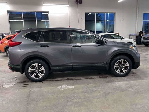 Used 2018 Honda CR-V LX image 6