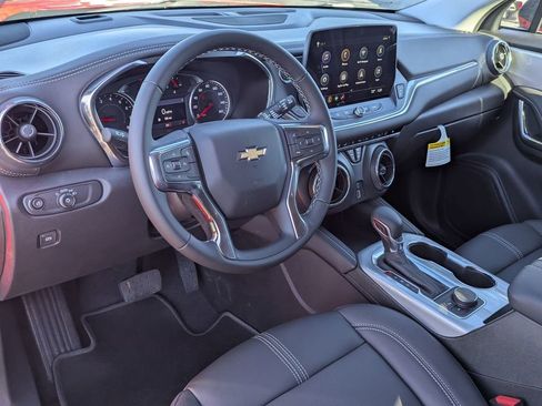 New 2025 Chevrolet Blazer LT w/ Midnight/Sport Edition image 17