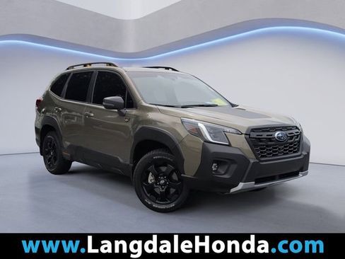 Used 2025 Subaru Forester Wilderness w/ Convenience Package AWD/4WD image 1