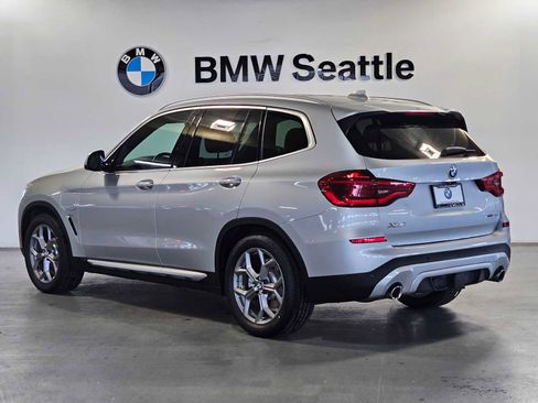 Used 2021 BMW X3 xDrive30e w/ Premium Package image 4