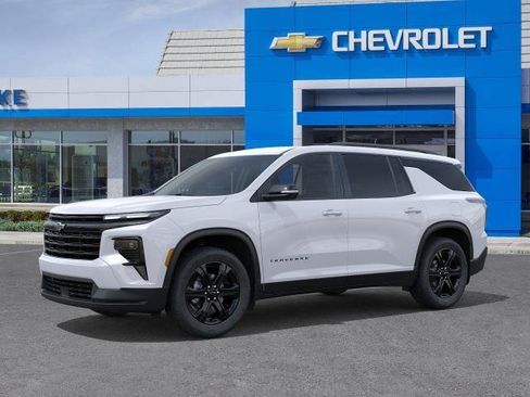 New 2027 Chevrolet Traverse LT w/ Midnight/Sport Edition FWD image 2