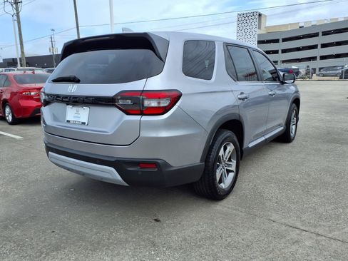 Used 2024 Honda Pilot EX-L image 25