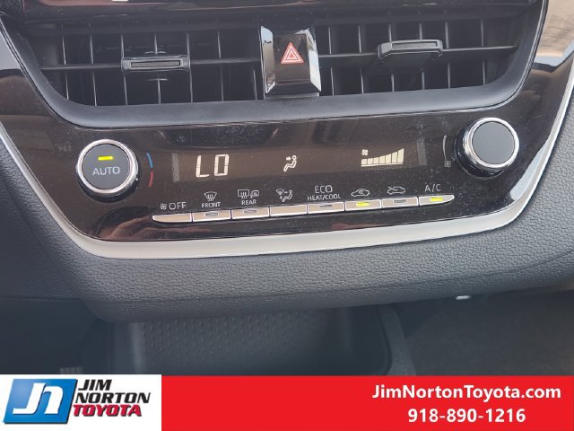 Used 2026 Toyota Corolla LE FWD image 19