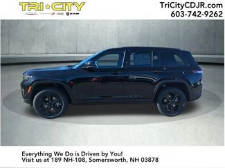 New 2025 Jeep Grand Cherokee Altitude video 2