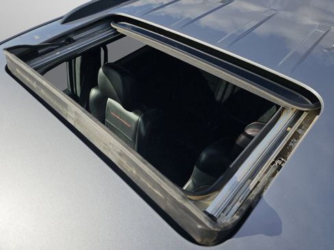 Used 2017 Jeep Grand Cherokee Trailhawk image 8